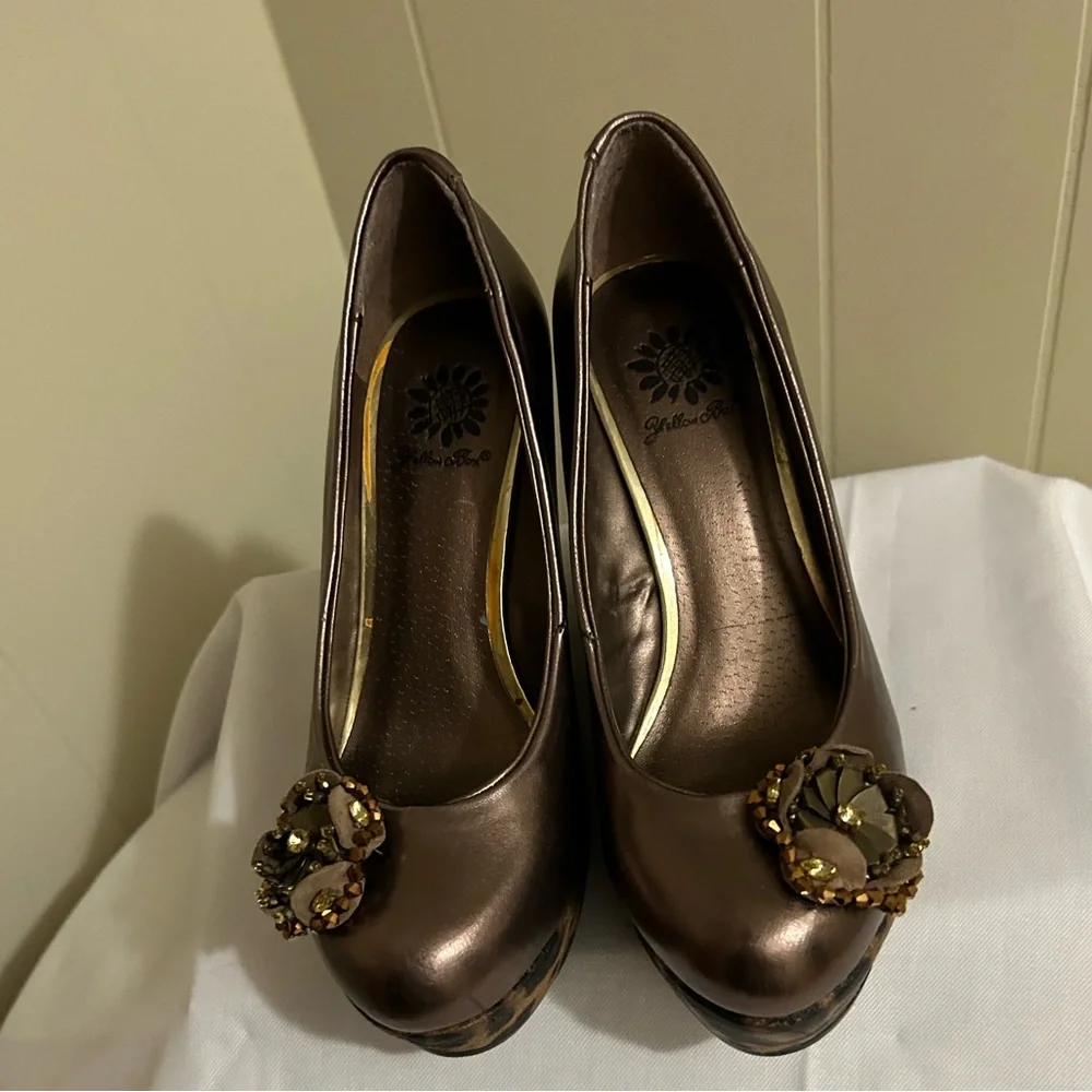 Copper and Leopard Print,Yellow Box, High Heels,Size 6.5 - Picture 4 of 8